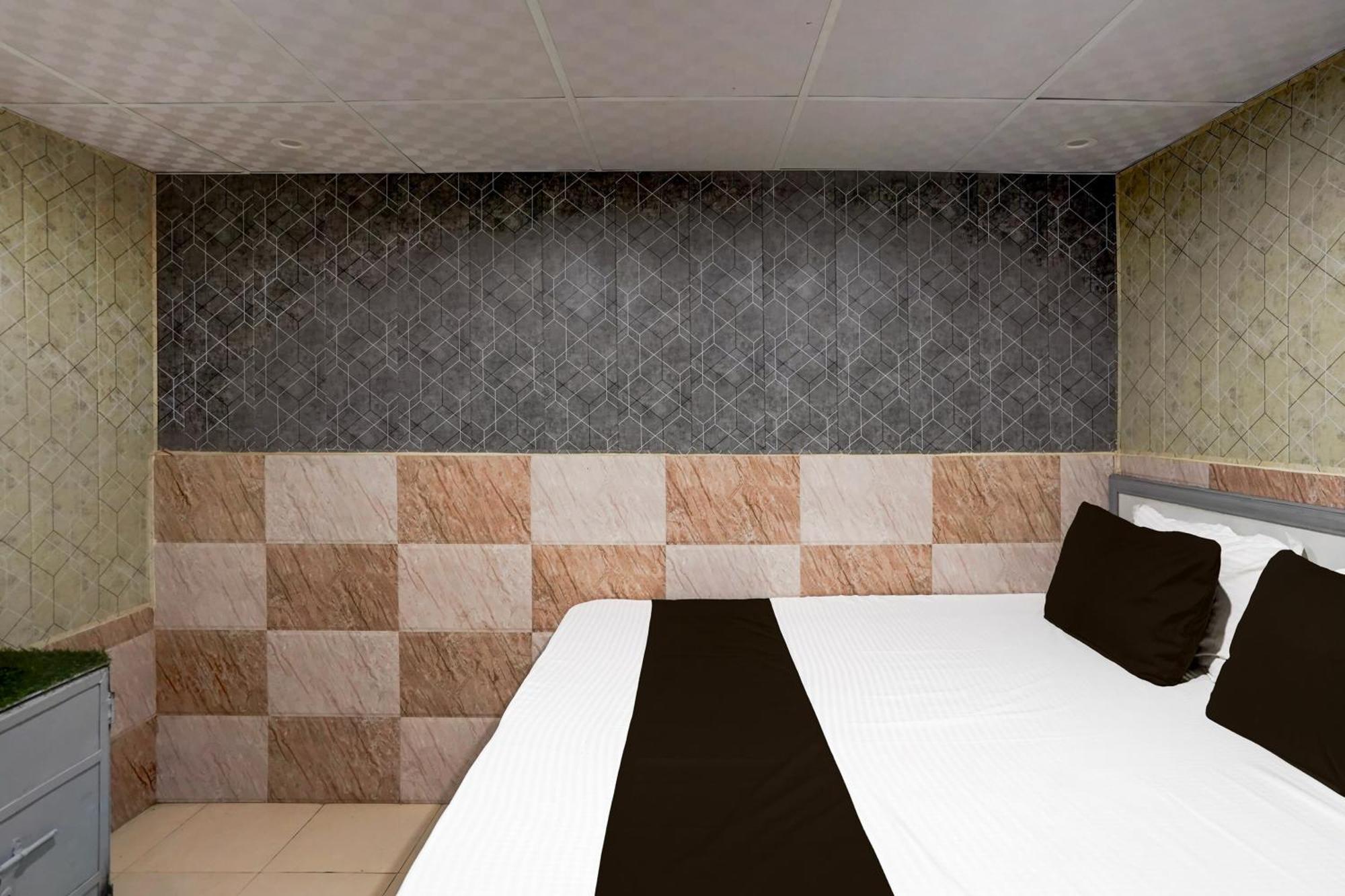 Hotel O Anant 加济阿巴德 外观 照片