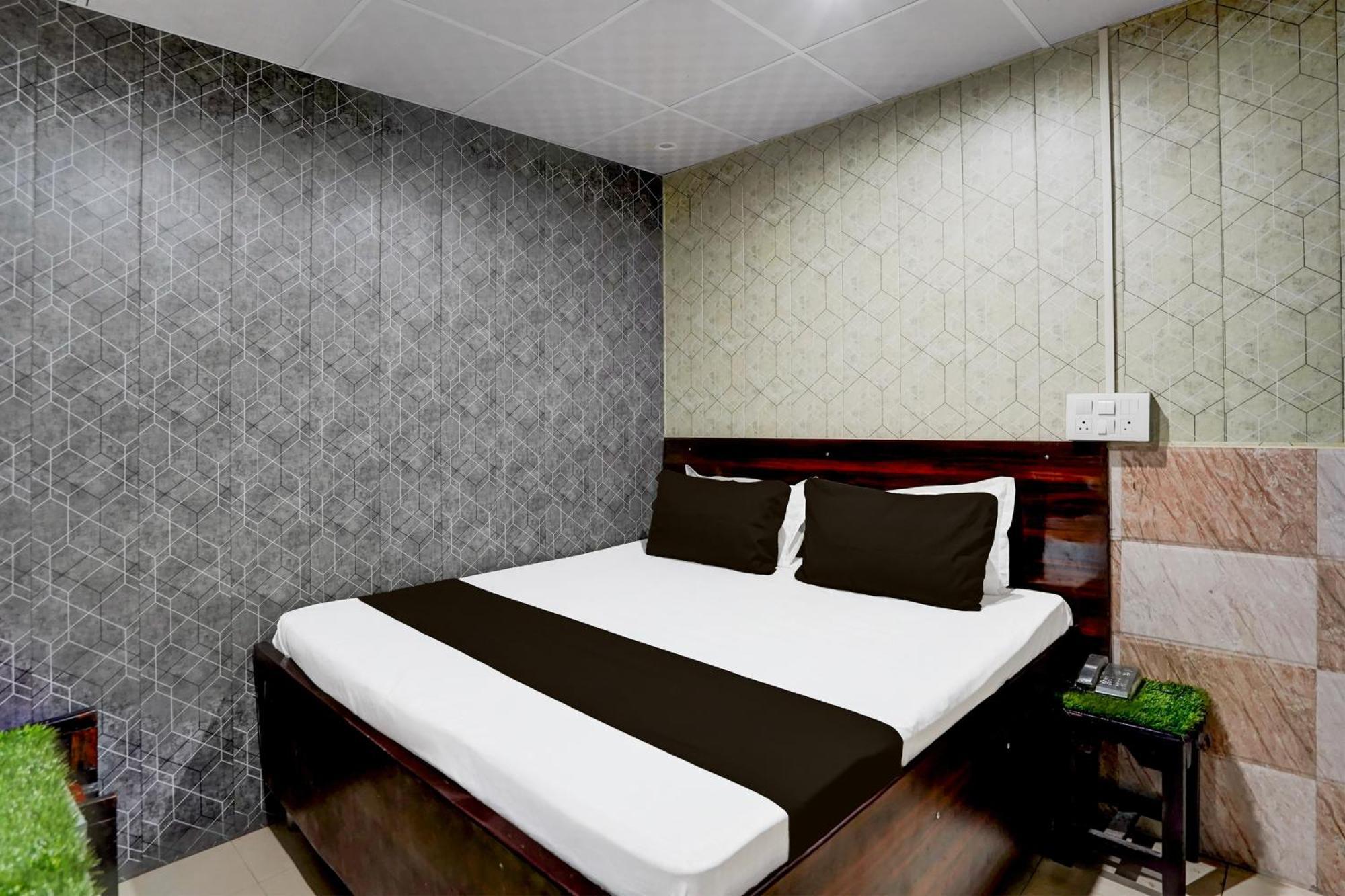 Hotel O Anant 加济阿巴德 外观 照片