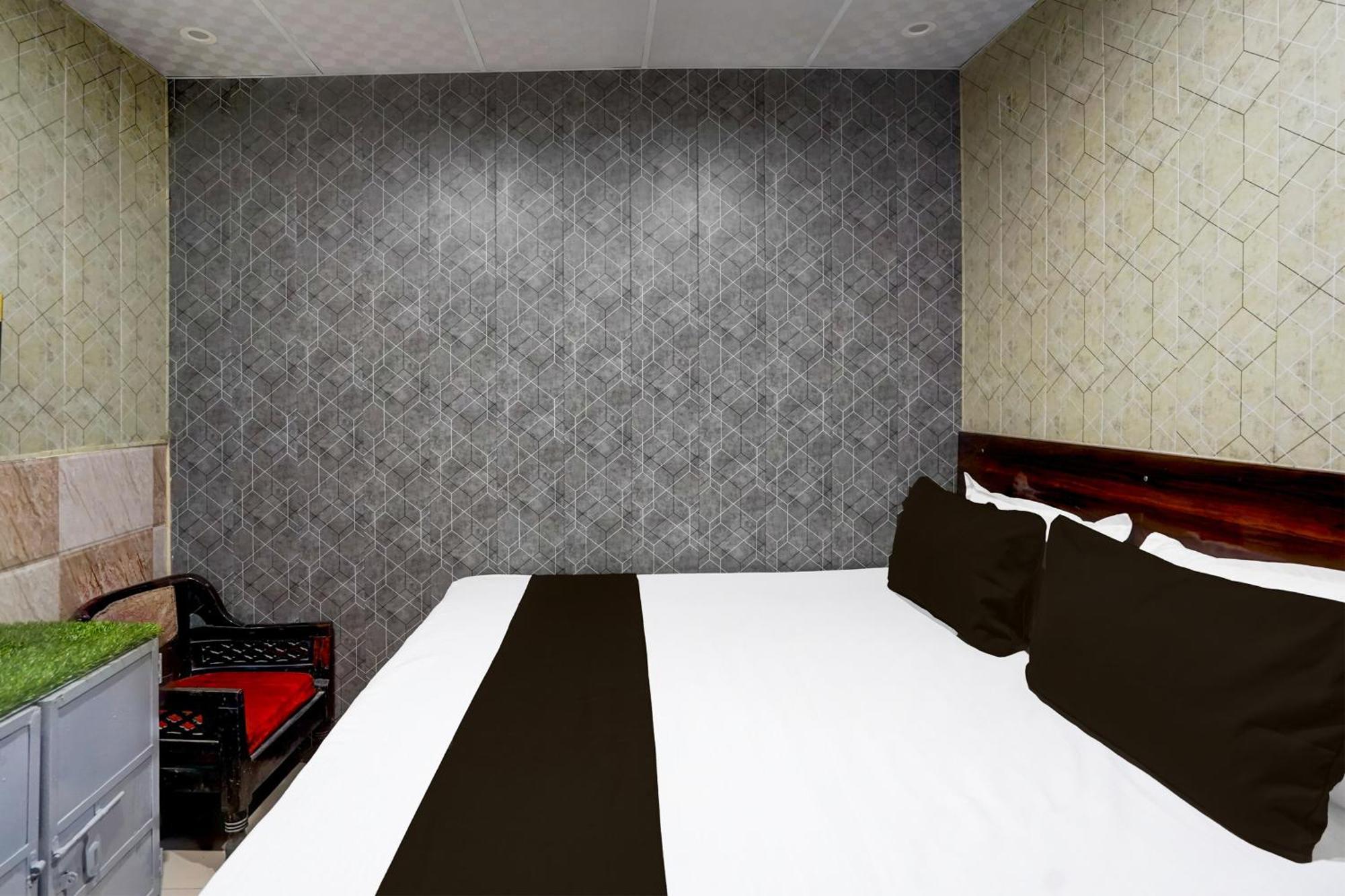 Hotel O Anant 加济阿巴德 外观 照片